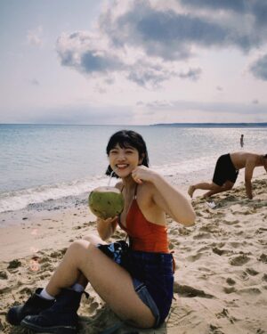 Chen Si Ling Instagram - 🧉🏝️⛱️🐚🫧

去年許的願 今年都有達成噢♪(*^^)o∀*∀o(^^*)♪