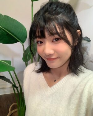 Chen Si Ling Instagram - 左臉還是右臉？？