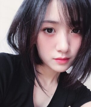 Chen-Yu Ge Instagram - 不要因為走了太久而忘記為什麼出發。