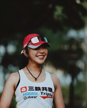 Cheney Song Instagram - 05/25這日一切如此恰好

舒坦恬逸的氣候
張張燦爛澎湃的笑顏
可愛體貼的的工作人員們
以及攜手促成所有的三铁共構和贊助商們

因為所有點滴的相加相乘
所以彼此才能相擁這麼美好的早晨

謝謝邀請我的 @triplessport  @pella.tw 
讓我那天可以貪婪的成為珍愛十年的一份子：）。

劍南路捷運站➡️劍南路➡️中社➡️聖人瀑布
