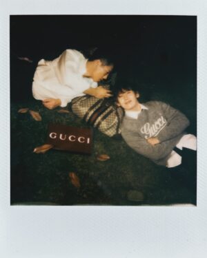 Cheng Chang Fan Instagram - Getting ready for the @Gucci Spring/Summer 2025 Men’s Fashion Show with my adorable bro ❤️

#gucciss25