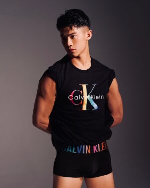 Cheng Chang Fan Instagram - Embracing love, equality, and the beautiful 
spectrum of our identities. This month, and 
every month, we celebrate the strength, 
courage, and resilience of the LGBTQIA  
community. Let’s stand together, support one 
another, and continue to fight for a world 
where everyone can live authentically and 
proudly.

擁抱愛、平等和我們身分的美麗光譜🌈
這個月以及每個月，我們都會慶祝 LGBTQIA  群體的
力量、勇氣和韌性。讓我們團結起來，互相支持
，繼續為建立一個人人都能真實而自豪地生活的
世界而奮鬥。

@calvinklein

#ad