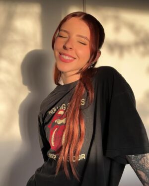 Chente Ydrach Instagram - Meraaaaa Miko con nuevo look puñetaaa!!! 🔥🔥🔥 @itsyoungmiko
