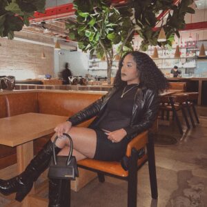 Cheryl Des Vignes Instagram - I would enter a SZA lyric here but I can’t relate 💔
.
.
.
.
.
.
.
.
.
.
.

#outfitinspiration #fashionstyle #designerwear #explorepage #styleblogger #fashion #lookbook #minimalstyle #blackoutfit #discoverunder50k #fallfashion #goingoutfashion #outfit #streetstyle #streetfashion #ootd #ootdfashion