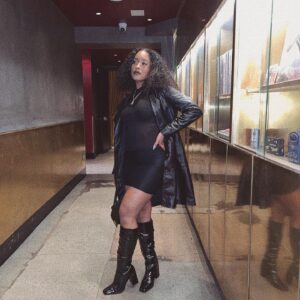 Cheryl Des Vignes Instagram - I would enter a SZA lyric here but I can’t relate 💔
.
.
.
.
.
.
.
.
.
.
.

#outfitinspiration #fashionstyle #designerwear #explorepage #styleblogger #fashion #lookbook #minimalstyle #blackoutfit #discoverunder50k #fallfashion #goingoutfashion #outfit #streetstyle #streetfashion #ootd #ootdfashion