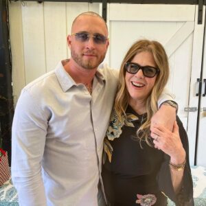 Chet Hanks Instagram - The biggest G I know @ritawilson love you mom ❤️