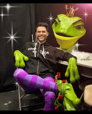 Cheyenne Jackson Instagram - I did #TheMaskedSinger for a couple reasons.  Even though music is my first love, I’m not known primarily as a singer first and I wanted to reignite that musical passion that’s been a bit ignored.  On a deeper level, though…I also wondered what it would feel like to not have people see my face or body, and try to connect with them only using the words I’m singing and the love I’m emanating through the notes and lyrics I’m sharing.  And finally, I just thought it would be fun to experience and REALLY fun for my kids to see me as a 7 foot tall frog singing his heart out.  And I did.  And I thank you for all the love y’all sent The Prince’s way.  I felt it.  Thank you to my producers at @callmekatfox for letting me do both shows at the same time, thanks to my husband @jasonrlandau for being by my side, just offstage waiting to give me some water or a pep talk and thanks to my alter ego, The Frog Prince for reminding me why this tall queer kid from Idaho started singing in the first place.  Xo 🐸 👑