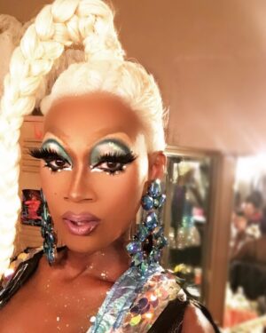 Chi Chi DeVayne Instagram - ❄️ let it go! Let it go❄️ #chichidevayne #louisianadrag🐊 #rpdr hair by @thedragstop_