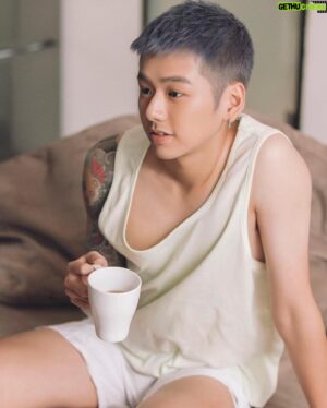 Chi-Sheng Mao Instagram - 🔗Link on my bio🔗
Thank you guys for waiting! 海外的粉絲朋友們久等了～
又來辣你們眼睛啦！台灣及海外的購物網站來囉！支持多元付款多元取貨！
“Muji Hsu X ParkerMao X Mozy Yu X Howin An” Working together to shoot male body portraits, is also actor Parker Mao Qisheng’s biggest breakthrough, recording the results of his fitness! The global purchase link is on my homepage👆👆Supports multiple payment methods (you can also buy in Taiwan)

“P.S if you couldn’t find your country, plz select the others”

@mozy084 @muji_jhsu @howi_n7 @hwc_entertaiment 
#毛祁生限量寫真集封面 #寫真集海外開放預購啦
