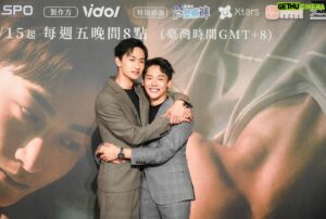 Chi-Sheng Mao Instagram - 首先，總經理感謝大家看完首播2集給了這麼熱烈的回應，不論是在日本平台榮獲第一名或者是在各個平台有優異的成績，對我們夏氏集團而言，很光榮。
在這邊感謝所有對夏氏集團的貢獻與投入！

接下來 我要講講你們了…

堯舜宇，幹得不錯！果然沒看錯你，後面幾集也要繼續在我身旁努力喔～

惠望，眼光果然有你的，但…把我形容成一隻貓？
不錯～ 我們先走著瞧。

Lisa，那個出氣舒壓猩猩是怎麼回事？為什麼沒有也給我送上一個⋯我壓力也很大，但沒關係，有舜宇就夠了。

Sofia，服務總經理Q&A又是什麼時候的事？先人血淚傳承下來？到我辦公室一趟。

明天就是第三集，相親的事情都搞定了嗎？

✂️/ @kimstarworld 
👔/ @sandroparis 
📷/ 夏氏集團幕後
#絕對佔領 #Youaremine #夏宇CP #毛祁生