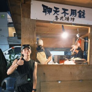 Chia-Wei Chu Instagram - 心還在蘭嶼⛰️

別人的泡水照就很水
我的為何就像遇難！！🤷🏻‍♀️🤦🏽‍♀️😫