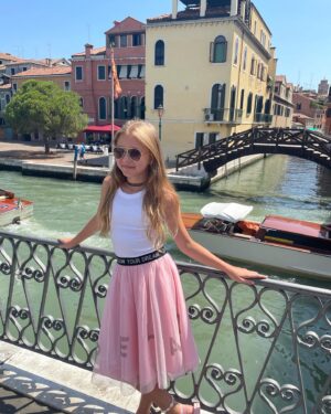 Chiara Nella Kekrt Instagram - Venice🤍

#venice #italy #beautiful #gondola #familytrip #miluju