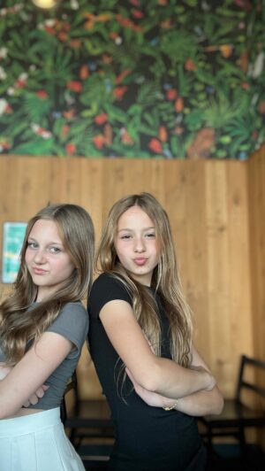Chiara Nella Kekrt Instagram - Kung Fu dance💋😹 
w/ @nikki_nikolamachova 😻❤️‍🩹

#friends #girls #fun #trending #fyp #friendstime #love #loveit