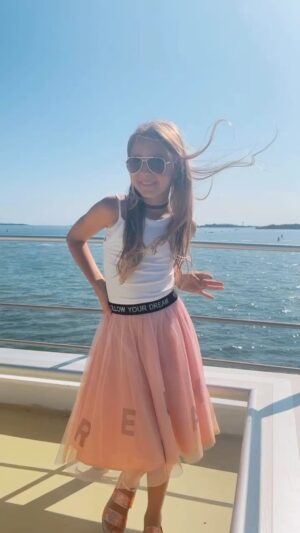 Chiara Nella Kekrt Instagram - Enjoying the paradise🏝️🩵🫶🏼✨

#summer #dancing #fun #enjoying #paradise