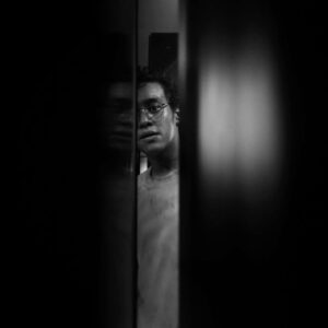 Chicco Kurniawan Instagram - Peek a 👻 @13bomdijakartafilm on @netflixid !
x
#stillphotography #stillphotographer #behindthescenes #candidphotography #filmmaking #makingof #trirtn #blackandwhitephotography