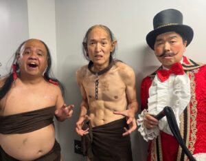 Chihara Junia Instagram - 笑いの日。
ジェラードンとバケモンコント。
あぁりぃがぁとぉ。

#笑いの日
#ジェラードン
#モンスターサーカス