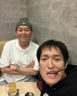 Chihara Junia Instagram - 昨日飲んでたらせいじ入って来た

#千原兄弟