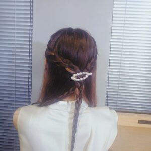 Chika Anzai Instagram - 【響け！ユーフォニアム3】
最終回直前生放送！！！

ご視聴ありがとうございました〜🎺

わたし達らしくお送りしました🥳
楽しすぎてあっという間だった〜〜！！！！
皆さんもコメントなどなどありがとうございます！

振り返りでは改めて、どの回も素晴らしくて語りきれない作品だなと思いました…！
みんな最高の音楽×青春、未来への種まきを全力でやる姿は素敵すぎる。熱すぎる。
あとは全国大会…みんな頑張って…！！！

次回最終回。
ぜひ北宇治高校吹奏楽部の演奏とドラマを堪能してください！

カルテットでのラジオ最終回も宜しくです🥰

📷
①②みんなと〜😍🫶
こんなに一緒にいるのに…マッサージわからなかった…ぐぬぬ🥲

③本日のヘアスタイル✌️
いつも作品の役柄に合わせてくださるの本当に嬉しいですありがとうございます上田さま…😭🙏

改めて、最終回宜しくお願いします！！
北宇治ファイト〜！！おーー！！

hairmake @smode_shinobu 

#ユーフォ3期
#anime_eupho
#黒沢ともよ
#朝井彩加
#豊田萌絵
#安済知佳