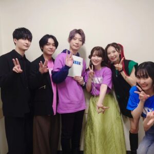 Chika Anzai Instagram - 【グリッドマンユニバースショー】

ご来場&配信でのご視聴ありがとうございました！！

またあの物語に飛び込めた感覚を、グリッドマンファンの皆様と味わえて嬉しかったです😍

収録では会えなかったキャストともこのイベントで会えたり、内田真礼氏とオーイシマサヨシ氏の歌唱も楽しめて最高でした🫶

ショーはアクターさんの迫力満載なアクトに、わたしもお客様と同じく興奮しまくり！！
グリッドマンさんはもちろん、皆さんかっこよすぎた…パワー与えてからの逆転劇ってやっぱり熱い😭👏👏
あと個人的に、ちせの音頭でバトルゴーを今回も言わせてもらえたのめちゃ幸せでした…！！！

またいつか、この素敵な作品を皆様と楽しめますように…🍬

最高に熱い時間をありがとうございました！！！

📷
①声優陣だけですが、出演者の皆様と✌️
グッズTかわいすぎる〜！
今回は相手役と色交換っていうエモ演出でした🥰

②ガウマ隊&ヒメ〜🫶🫶
朗読のガウマ&ヒメ最高すぎましたね🤦

③ダイナゼノン・チーム人間！
なんか後ろの人たちハート失敗してる🤔

④ゆめちゃんあかりんしおんぬ🫶
ゆめちゃんもあかりんも久しぶりに話せて嬉しかった〜！

⑤うえしゃまも🥰🫶🫶
アッカネさんと朗読新鮮すぎた楽しかった🥳

⑥しおんぬーん！
……なんすかこのポーズ🤔って思ったそこのあなた！わたしもわかりません！しおんわかやまさん考案のなんか可愛いポーズです！！！「ちかさんこのポーズで撮りましょう✌️」ってカメラ前でこのポーズのままわたしを待ってました！なぞかわいい！

⑦えのきじゅんや🍄とってもぴんくがにあってました🍄

⑧真礼あぁああああ🥰🫶🫶🫶🫶
信じられないほどかわいすぎて朝早かったのに会えた瞬間眠気吹っ飛ぶ威力でしたヒメイメージのヘアスタイルも最高すぎて同じ時を生きていることにひたすら感謝ですし歌唱も聴けて幸せの極みでしたありがとうございましただいすき🙏🙏🙏🙏

他にもまだソロショットとか色々あるので次の投稿で載せます〜🙋🌟

#GRIDMAN_UNIVERSE