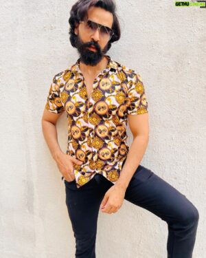 Chirag Jani Instagram - "Patience is the key to unlocking life's greatest treasures. Trust the process, for the right time will bring extraordinary rewards." 🌟⏳

#instaGood
#Love
#PhotoOfTheDay
#Beautiful
#Happy #Fashion #Travel
 #Food #Fitness
#nature #chiragjani