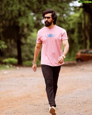 Chirag Jani Instagram - "Life is a marathon, not a sprint. Take each step with purpose and determination to reach your goals! #StayFocused #KeepMovingForward #YouCanDoIt" 🏃🌟 #instagraminspiration 
.
.
.
.
.
Photography:- @venkat_photography_hyd 
Style by :- @sabreen__official 
MUA :- @faizalmakeupart 

.
.
.
#chiragjaniactor #bearded #villain #tollywood #indiancinema #picoftheday #likefollow