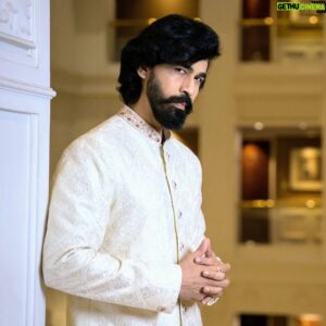 Chirag Jani Instagram - Traditional outfit is not just attire, it’s a culture. 📷📷

Curated by @aravind6kumarr

#ChiragJani #ethnicwear #ethnic #collaboration #look #outfit #fashion #celebrity #actors #actorslife #tamil #malayalam #kannada #telugu #trending #acting #brand #influencer #icon #youth #young #movie #star