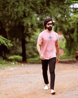 Chirag Jani Instagram - "Life is a marathon, not a sprint. Take each step with purpose and determination to reach your goals! #StayFocused #KeepMovingForward #YouCanDoIt" 🏃🌟 #instagraminspiration 
.
.
.
.
.
Photography:- @venkat_photography_hyd 
Style by :- @sabreen__official 
MUA :- @faizalmakeupart 

.
.
.
#chiragjaniactor #bearded #villain #tollywood #indiancinema #picoftheday #likefollow