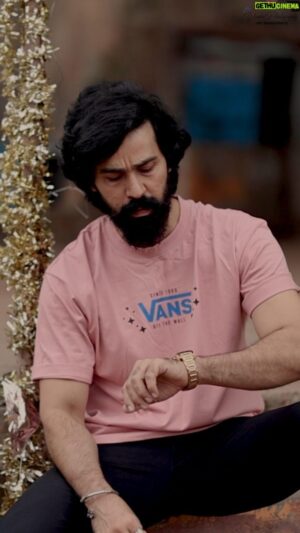 Chirag Jani Instagram - "Don't wait for the right time, make the time right. ⏰✨" It's all about taking control of the moment and turning it into an opportunity for success! Keep that momentum going! 🌟
.
.
.
 
.
.
.
 
#trendingreels #bearded #reels #workhard #motivation #chiragjaniactor #chiragjani #like #share #follow