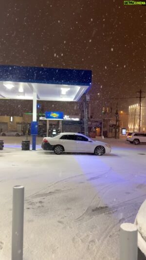 Chiragh Baloch Instagram - #UpSideDownSnow #Philadelphia #Sunoco