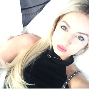 Chloe Arrowsmith Instagram - Love keeping my face looking plumped up and youthful by using my #JadeRoller from @naturalbeautyukofficial £15 each #rosequartz also available shortly. They are a natural alternative to Botox 💞💕 #youthful #skincare