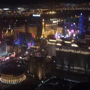 Chloe Arrowsmith Instagram - 🚁 🚁🚁 Helicopter over the strip 👄