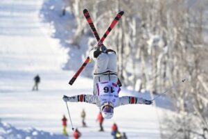 Chloé Dufour-Lapointe Instagram - Vraiment fière de mon week-end à Tremblant et de mes résultats! ✨ J'ai atteint la finale à deux reprises, en plus de faire mon premier Top 8 cette saison! C'est toujours un plaisir de skier ce beau parcours et de braver le froid du Québec! ❄️ Merci pour tous vos mots d'encouragement cette semaine. C'est maintenant le temps de partir pour Deer Valley. ✈Il reste encore deux dernières courses avant la fin des sélections olympiques et je vais continuer cette belle progression et tout donner jusqu'au bout! 🤍
.
Really proud of my weekend at Tremblant and my results! I reached the final twice, in addition to making my first Top 8 this season! It is always a pleasure to ski this beautiful course and to brave the cold of Quebec! Thank you for all your words of encouragement this week. Now is the time to leave for Deer Valley. There are still two last races before the end of the Olympic selections and I will continue this great progression and give everything to the end!
.
📸: @bernardbrault 
🤝: @rossignolracing @oakleyskiing @rbc @canfund @auclairsports @fulltiltboots @girosnow @leki.canada
