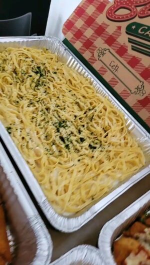 Chloe Noelle Instagram - Love my @bucadibeppo lunch today! ❤🖤❤🖤❤ @keyelementspr #giftingsuite #giftingsuitesetup #pasta