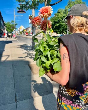 Chloe Van Landschoot Instagram - Freakz n geekz n flowerz n KIIKZ 🐅