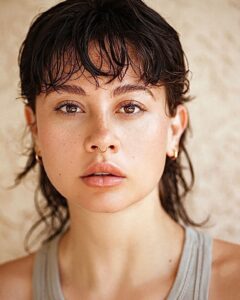Chloe Van Landschoot Most Liked Photos and Posts