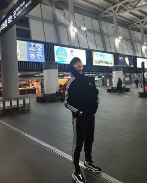 Choi Doo-ho Instagram - 드디어 간다!! #부산 #핵피곤 #gotohome