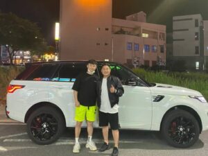 Choi Doo-ho Instagram - new car 휠까지 완료! #레인지로버스포츠 #RRS #잘지내보자
차량출고는와이즈카👍 #와이즈카 @kimhyunsoo777