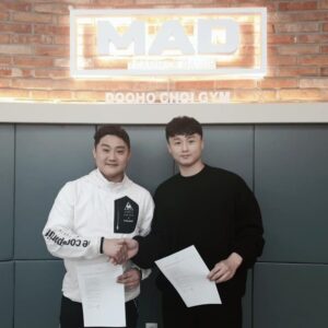 Choi Doo-ho Instagram - #자동차금융 #wisecar @kimhyunsoo777
와이즈카와 파트너쉽을 맺게되었습니다
김현수대표님과의 시너지를 기대합니다😊👏