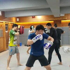Choi Doo-ho Instagram - 비워내고 다시 채우자 #팀매드 #teammad @teammad_korea