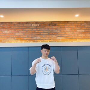Choi Doo-ho Instagram - @drunkentigerjk 좋은 캠페인에 동참합니다!

@stay_strong_campaign
우리는 #StayStrong 캠페인을 지지합니다.💪🏻
-
코로나바이러스의 확산이 길어지며,
모두에게 힘든 시간이 이어지고 있습니다.

이럴 때일수록 함께 힘을 내는 것이 중요하기에,
외교부에서 시작된 #StayStrong 캠페인은
우리 모두에게 큰 힘을 줄 것입니다.
-
네이버 #해피빈 에서 #TigerJK x #ALIBENSON 이 함께하는
#StayStrong 캠페인에 많은 참여 바랍니다.