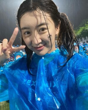 Choi Hyo-eun Instagram - #흠뻑쇼 @42psy42