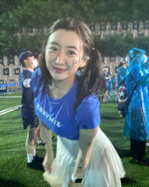 Choi Hyo-eun Instagram - #흠뻑쇼 @42psy42