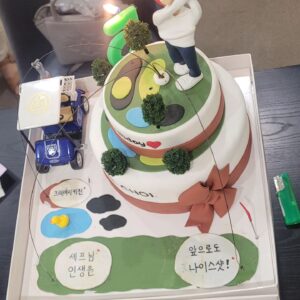 Choi Hyun-seok Instagram - 30년경력 시니어 요리사의 9주년을 맞이하는 화석같은 팬까페
크레이지키친
비록 1년에 한번 모이지만 늘 응원해주시는 그마음에 항상 고마움을 느낌니다
그 희귀하다는 신입 1분도 참여하신 이번 모임
매년 축하하주셔서 또 감사드립니다

늘 열심히 요리하는 모습으로 보답 드릴께요
#크레이지키친 #크레이지키친정모 #감사합니다