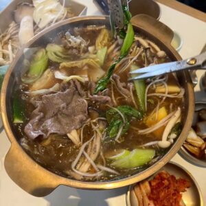 Choi Hyun-seok Instagram - 한식대첩 시즌 3때 만난 소중한 인연 강원명인 권영원선생님 소담정찬 팝업
@sodam.jungchan x @mimiok_official

#내돈내산 #곤드레밥