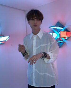 Choi Jae-hyun Instagram - All light, everywhere