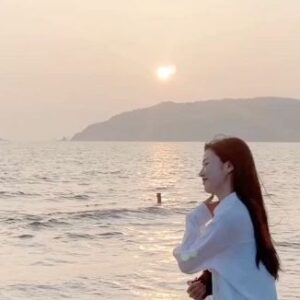 Choi Ji-su Instagram - 🌊 물장구 아니고 발차기 ! 얍 ! 
🐚 김연죵이 고마워 🤍