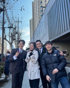 Choi Jin-hyuk Instagram - 형수님의 방문으로 이게 얼마만의…너무 감사합니다❤️👍