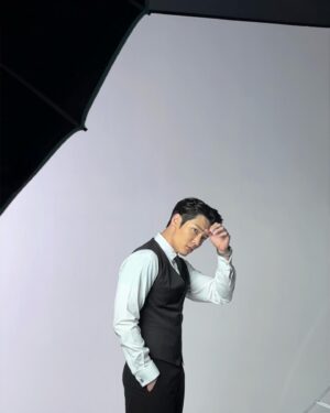 Choi Jin-hyuk Instagram - 넘버스 포스터