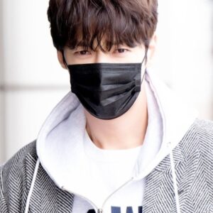 Choi Jin-hyuk Instagram - 바쁘신데 멀리까지 귀한시간 내주시고 예쁜사진 감사합니다!일본 잘다녀올게요!👍
