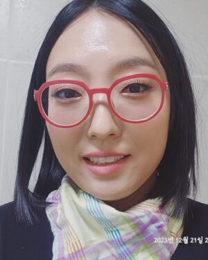 Choi Jung-in Instagram - 왠지 웃기고 뭔가 다른 느낌이 참 맘에 드네!!!!